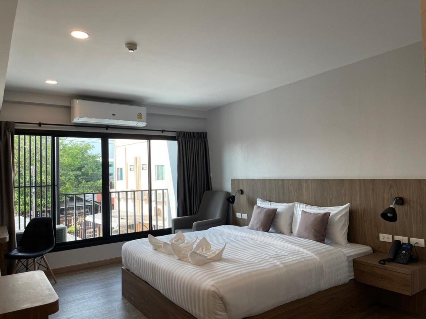 Nakara Hotel, Ubon Ratchathani Extérieur photo