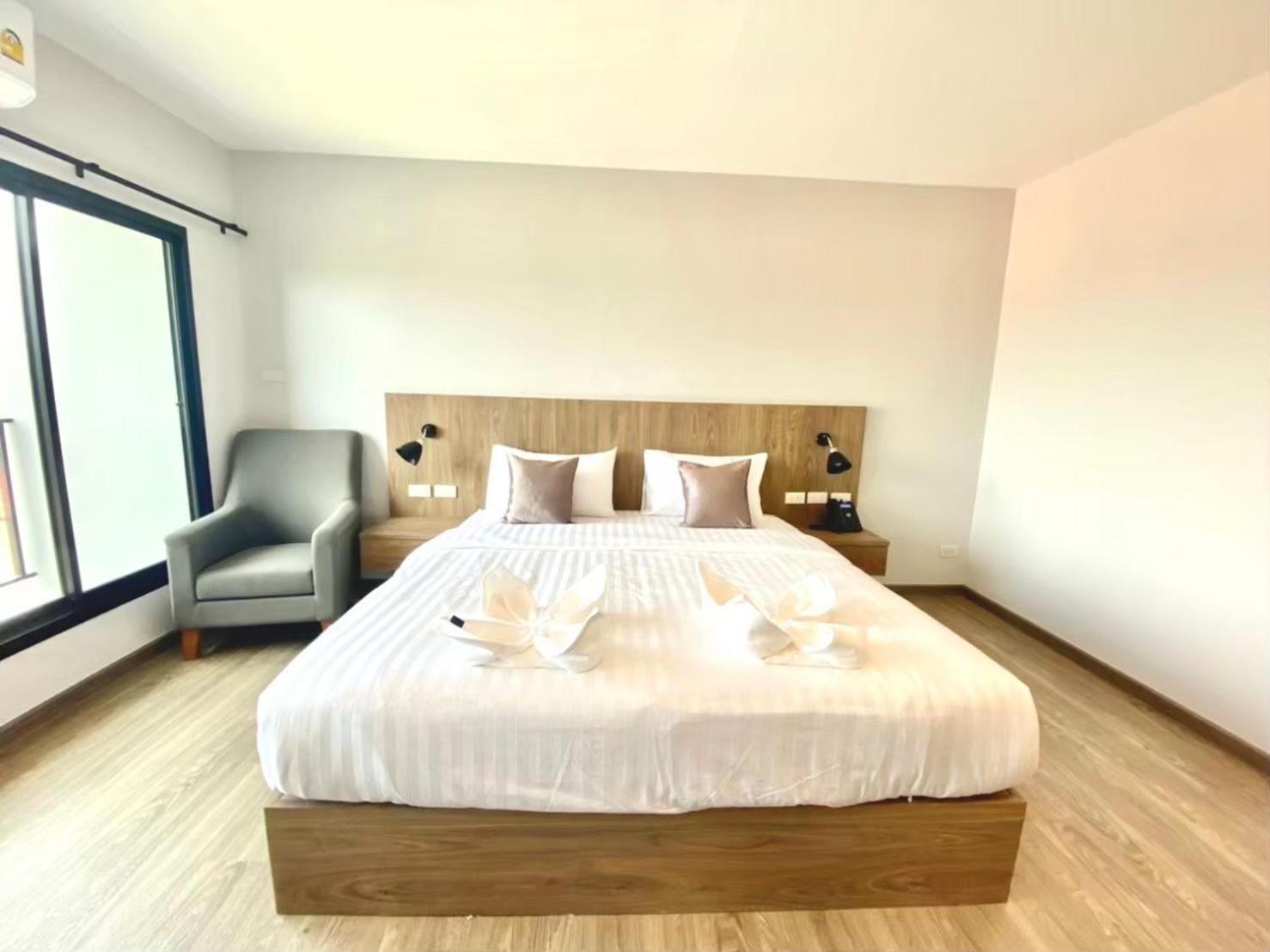 Nakara Hotel, Ubon Ratchathani Extérieur photo