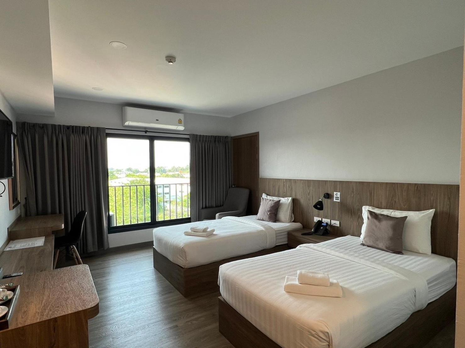Nakara Hotel, Ubon Ratchathani Extérieur photo